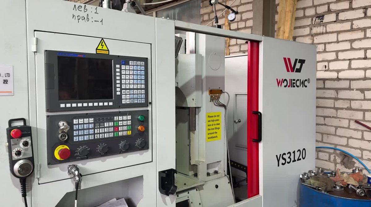 Зубофрезерный станок YS3120